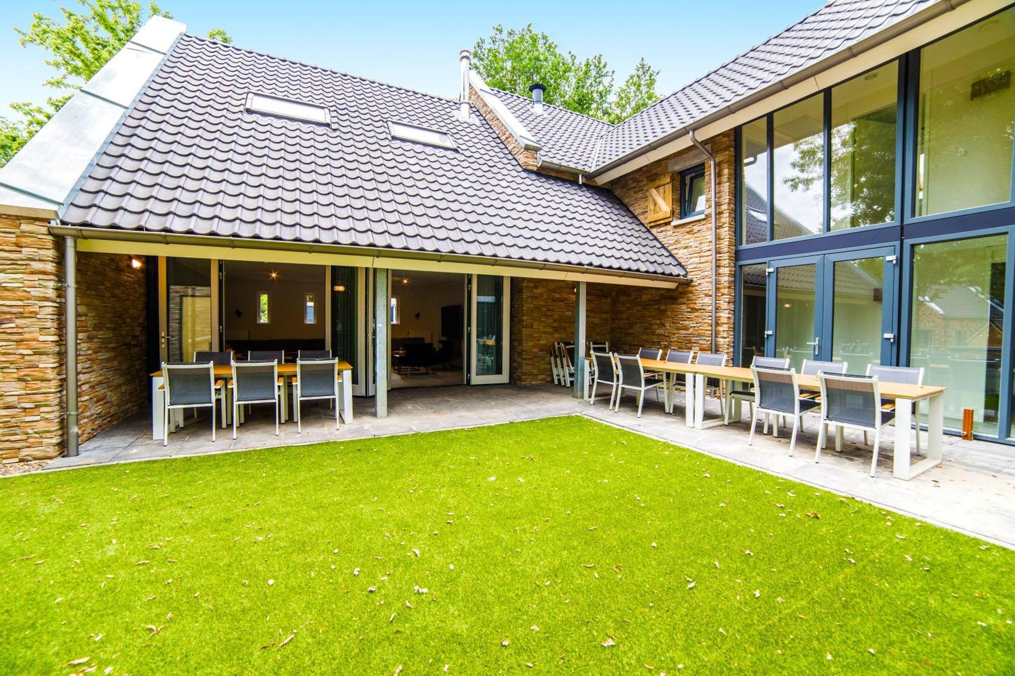 Dormio Resort Maastricht Bagian luar foto